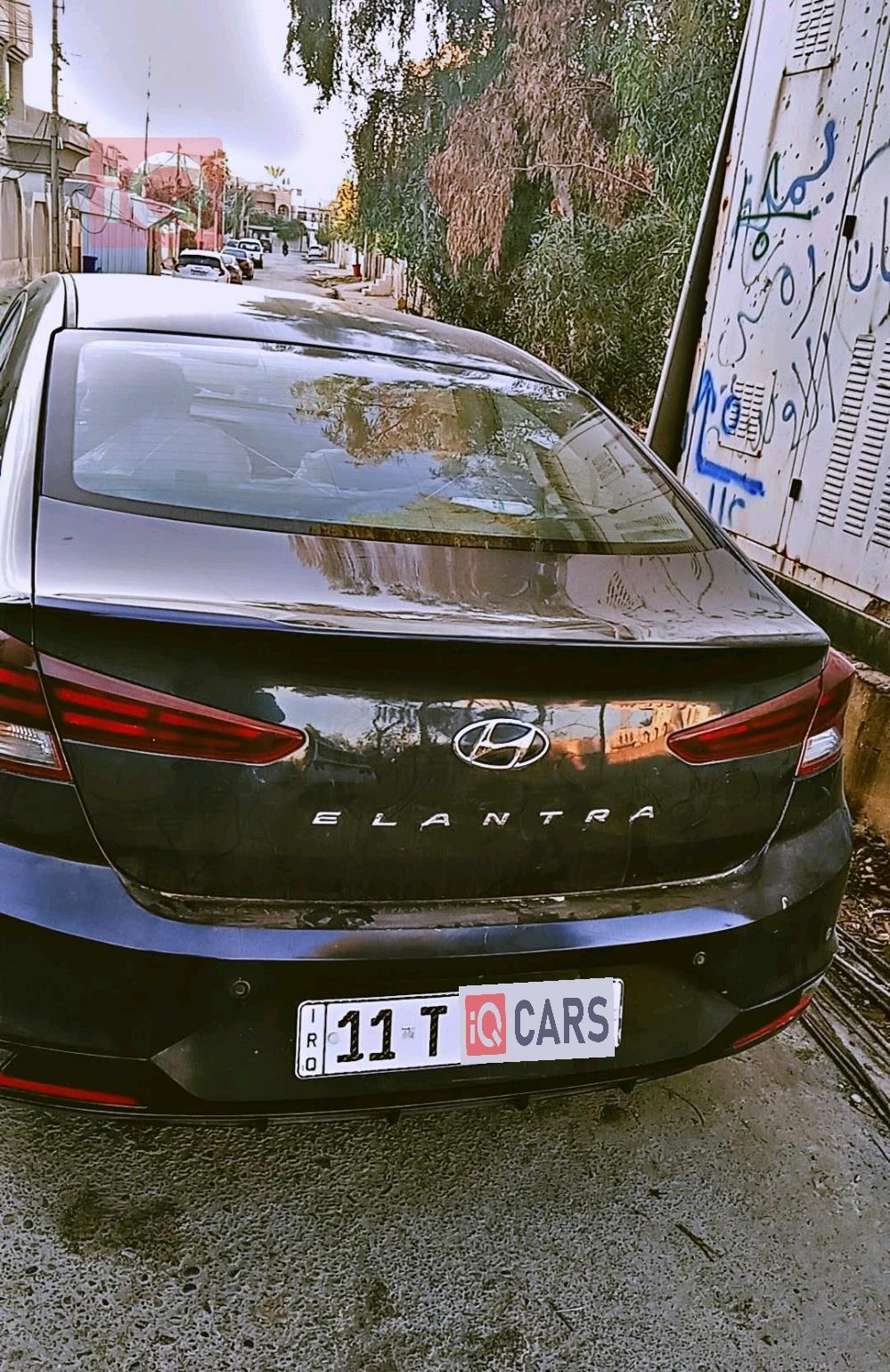 هیوندای ئەلەنترا